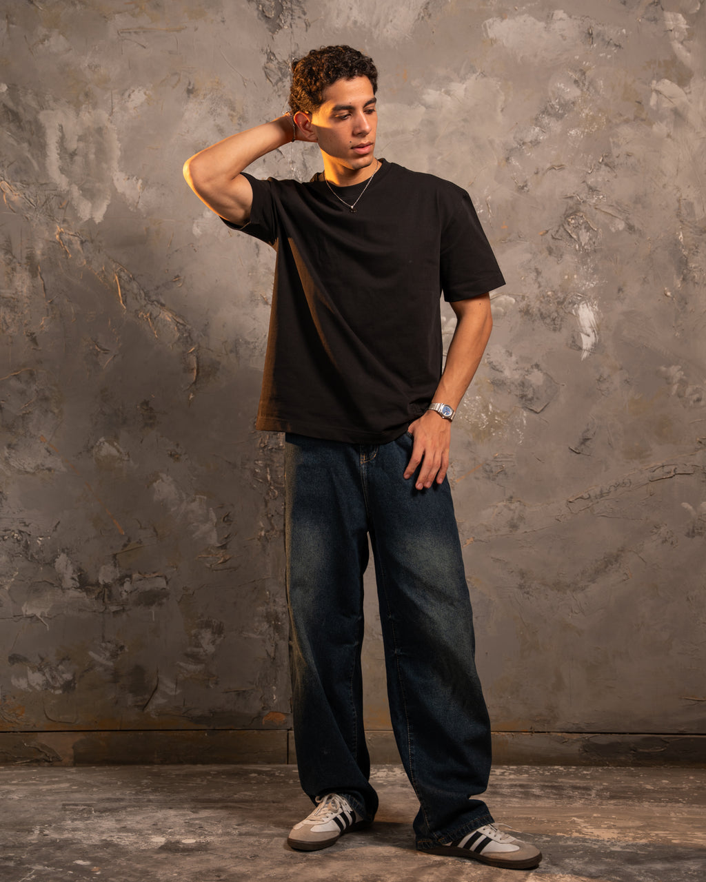Black Relaxed Fit Basic Tee