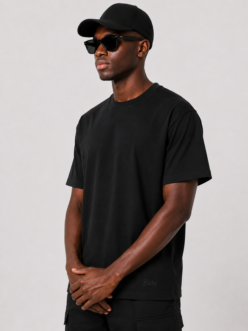 Black oversized tee